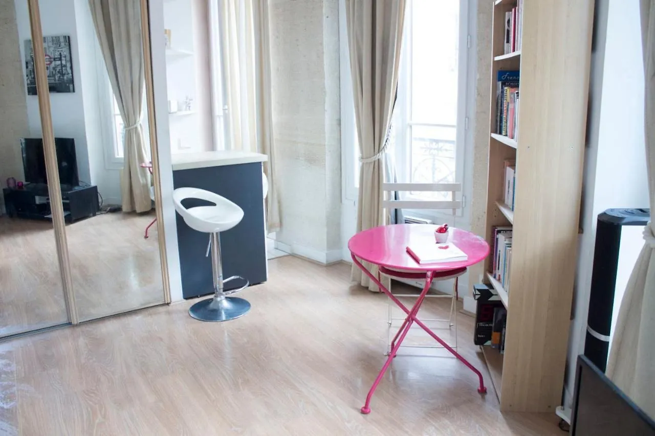 Apartman Hostnfly - *